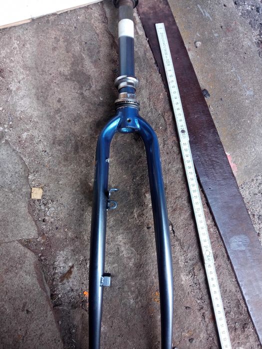 Widelec rowerowy 28" Lokomotief