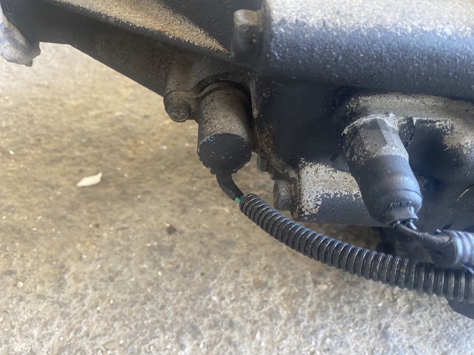 Nissan navara d22 4x4 caixa de velocidades/transferencia