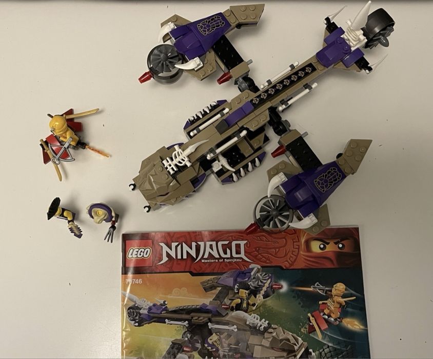 LEGO Ninjago 70746 - Atak śmigłowca Condrai, komplet z instrukcją