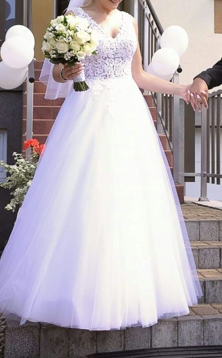 ZJAWISKOWA Suknia ślubna