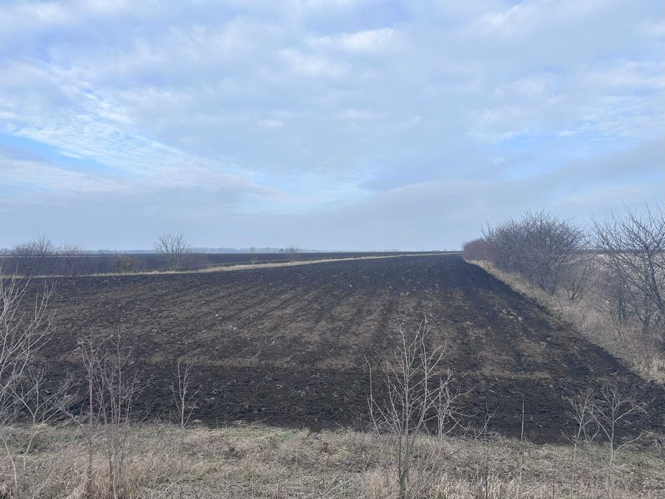 Продаж землі фасад Черкаського шосе (кільцева)