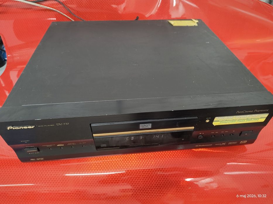 Pioneer DV-737 DVD player