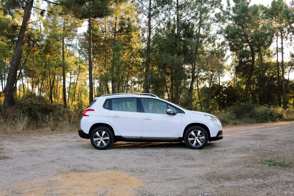Peugeot 2008 1.6 e-Hdi **Irrepreensível **