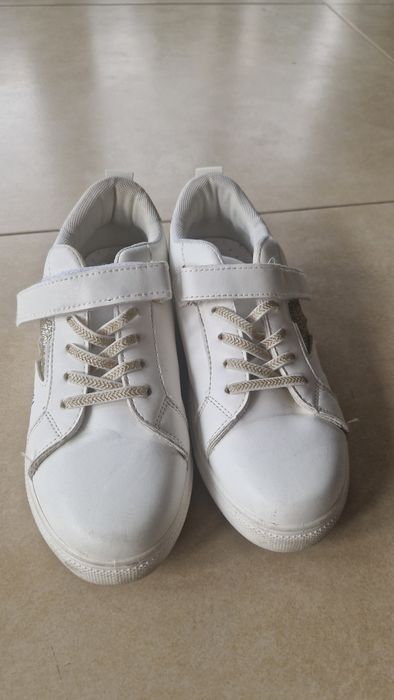 Buty sportowe białe dziewczęce 35