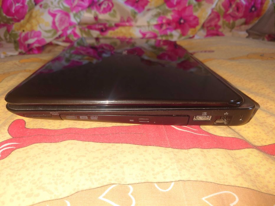 Dell Inspiron N5010 Intel i7-620m/4Gb/1Gb/DirectX 11