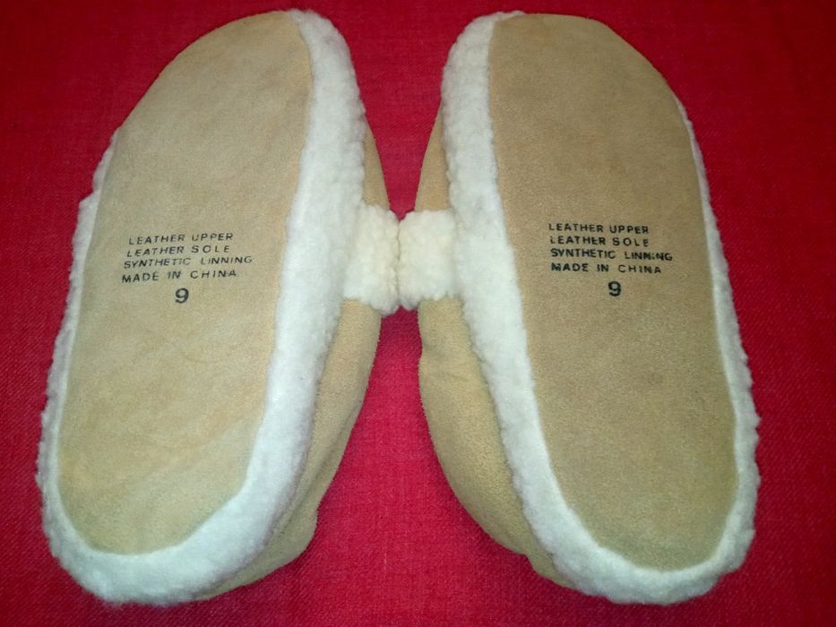 Продам новые домашние тапочки-чуни