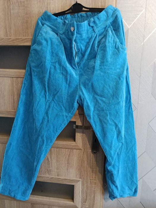 Piękne włoskie spodnie sztruks neon nowe ml livans