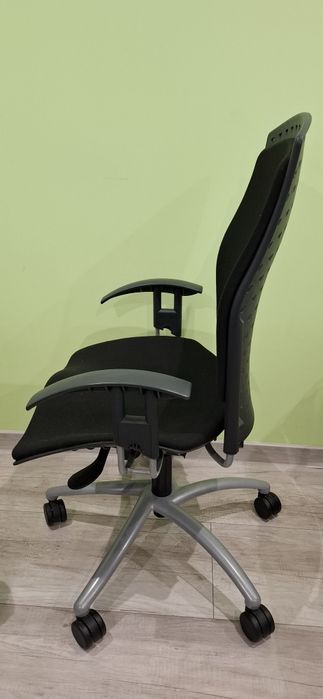 Fotel biurowy sitag Reality jak NOWY