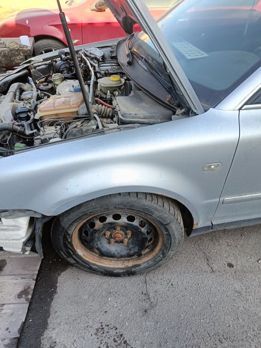 Volkswagen Passat 4×4 2,5 автомат на запчастини або під відновлення