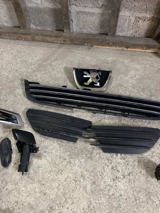 Емблема пежо ізаглушки противотуманок