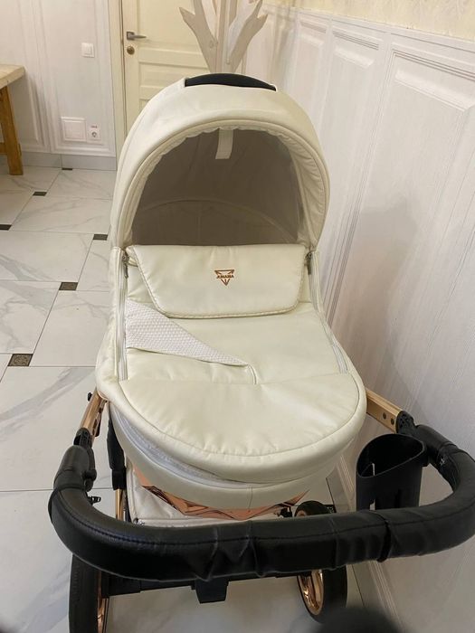 Коляска Junama Diamond 3в1
