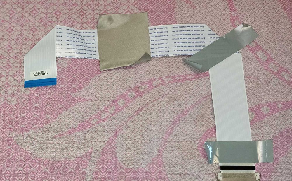 Шлейф матрицы монитора LG23EA