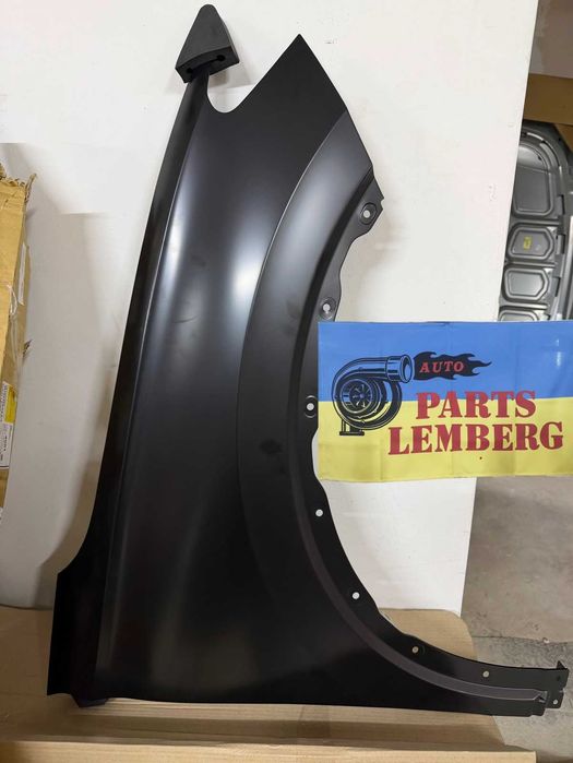 VW Tiguan 24- капот  Тігуан Європа