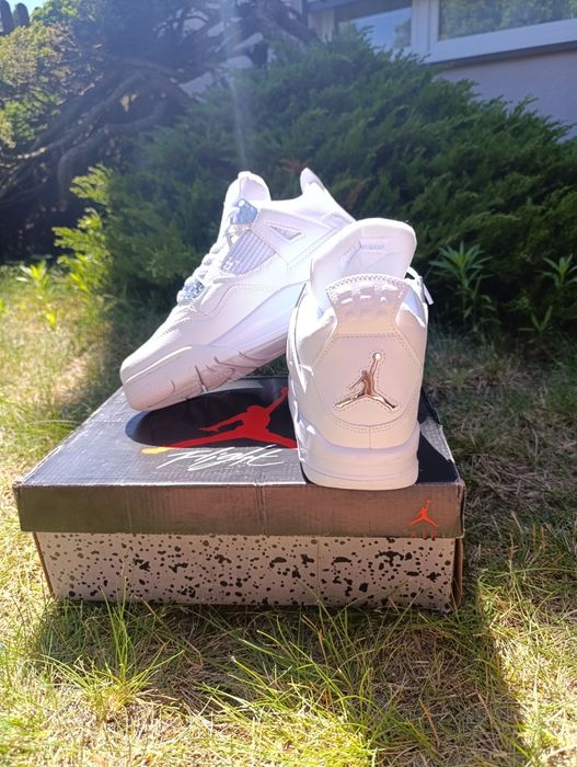 Air Jordan 4 Retro „Pure Money"
