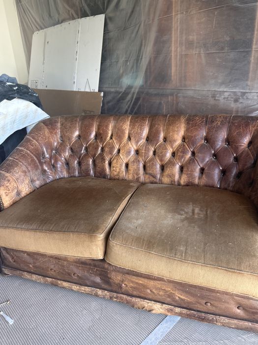 Baixa de Preço!!! Chesterfield em pele Sofa em Pele Vintage Capitone