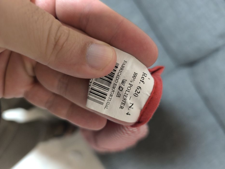 Bata escolar Sala Vermelha