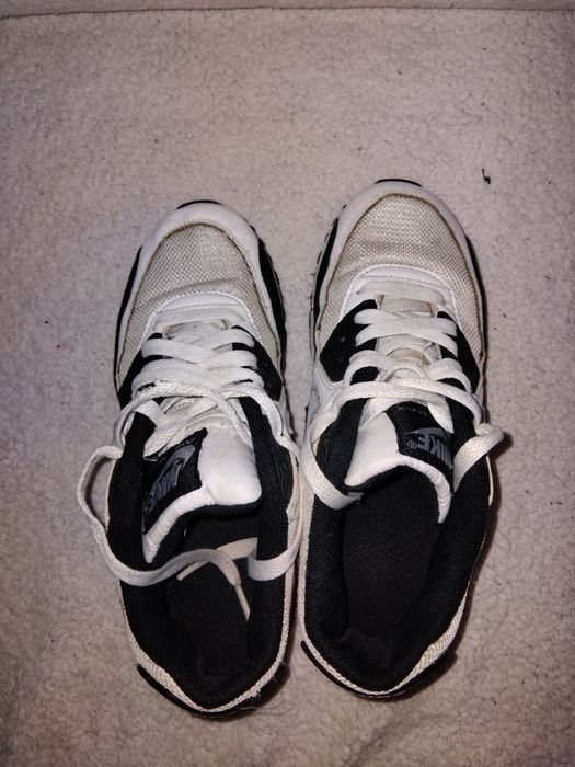 Красовки nike air max