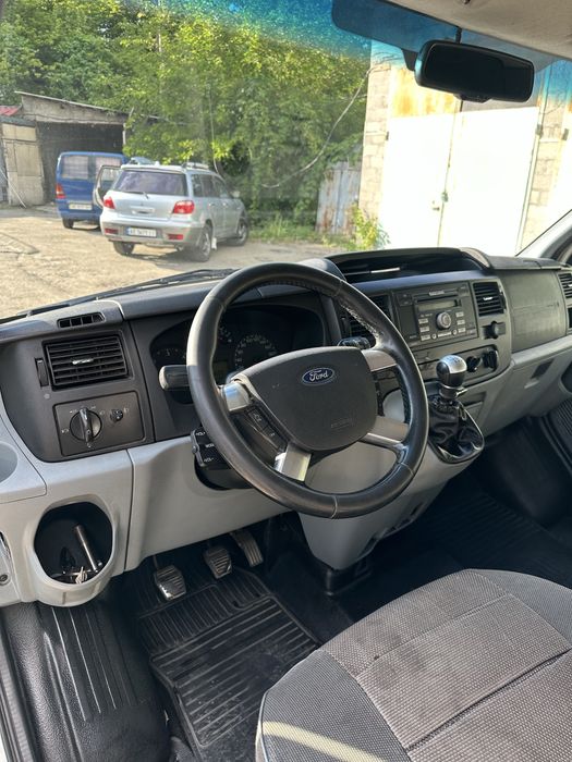 Ford Transit 2012