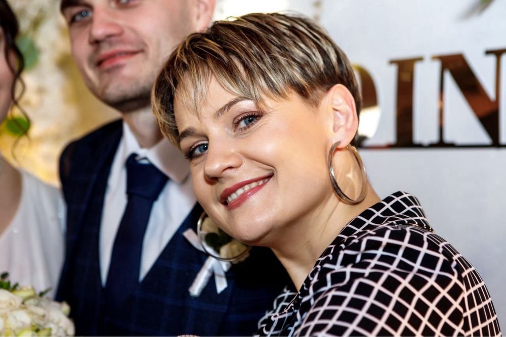 Ведуча. Тамада. Весілля. День народження. Хрестини. Гендер паті.