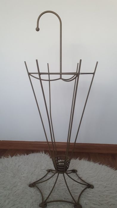 Parasolnik metalowy, pojemnik na parasole ażurowy design