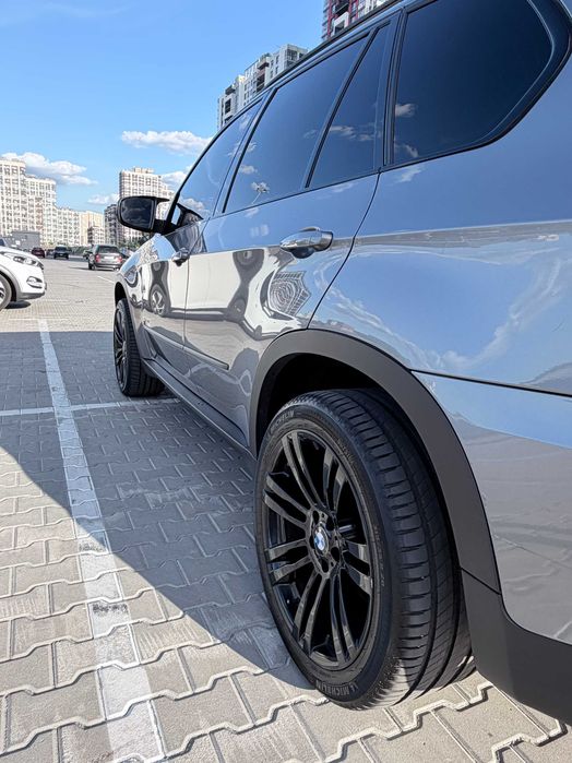 BMW X5 2008 VIN WBAFF01030L201796 фото оголошення 10 з 24