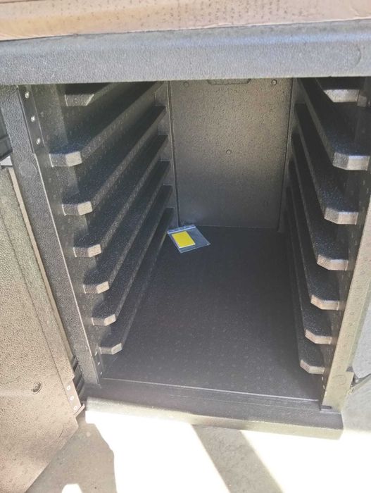 Caixa Térmica com divisões