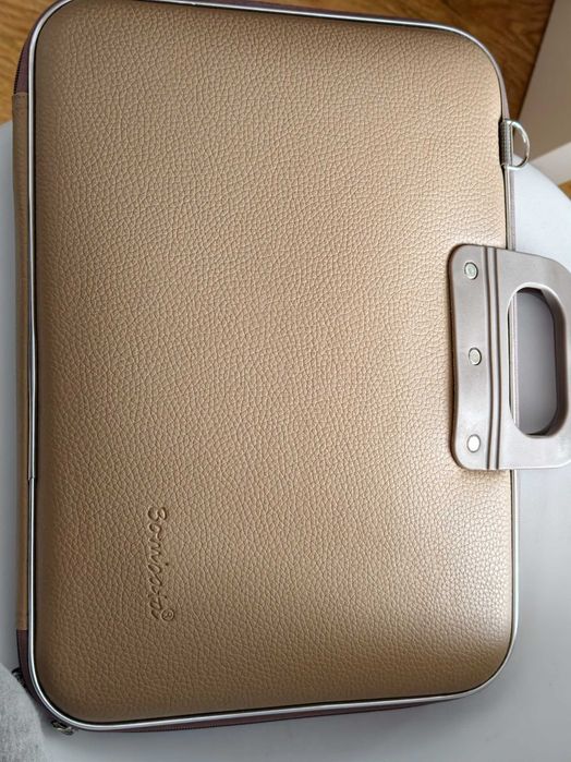 Nowa torba na laptopa bombata