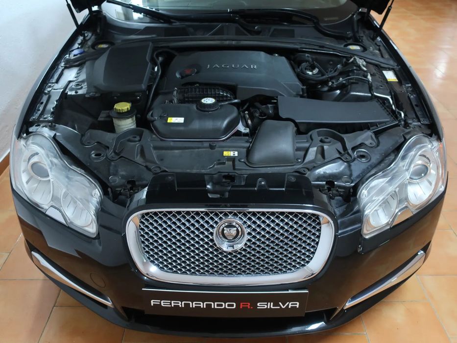 Jaguar XF 3.0 D V6 Luxury
