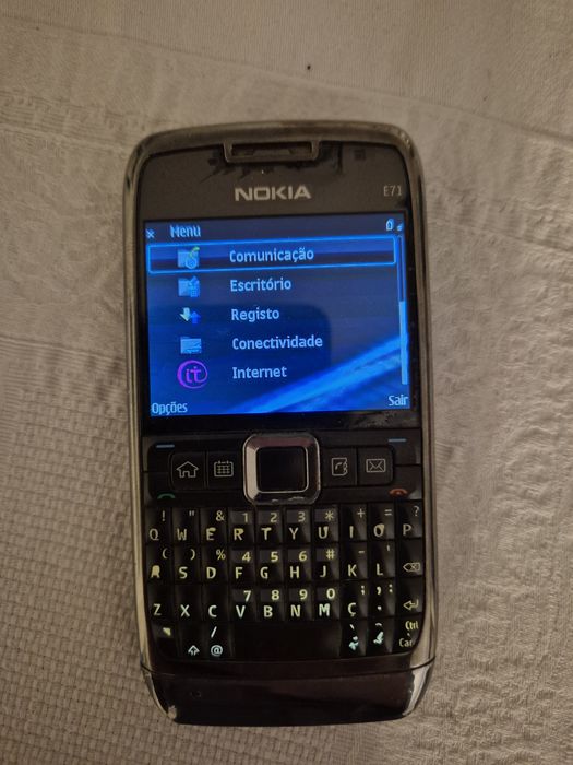 Telemóvel Vintage Nokia E71