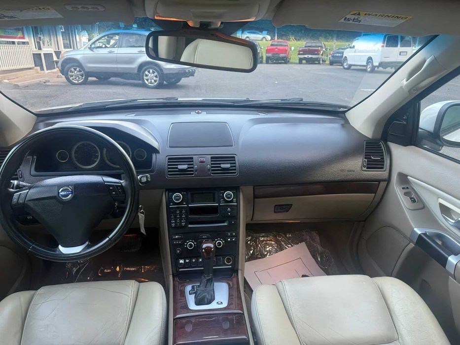 Volvo XC90      2015