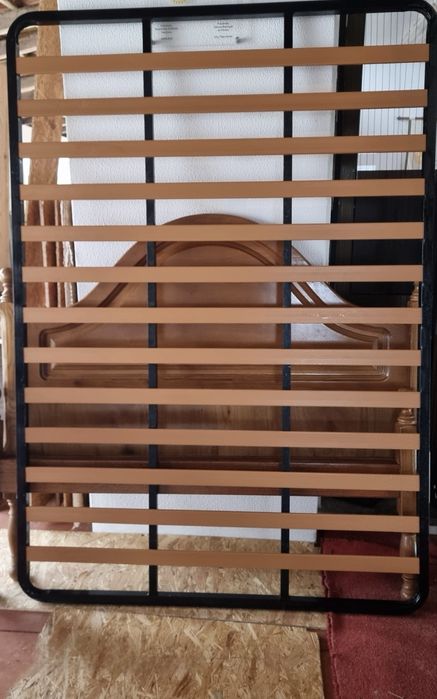 Cama em madeira