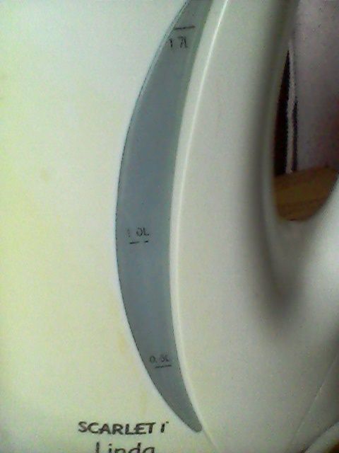 Электрочайник и контактные элементы