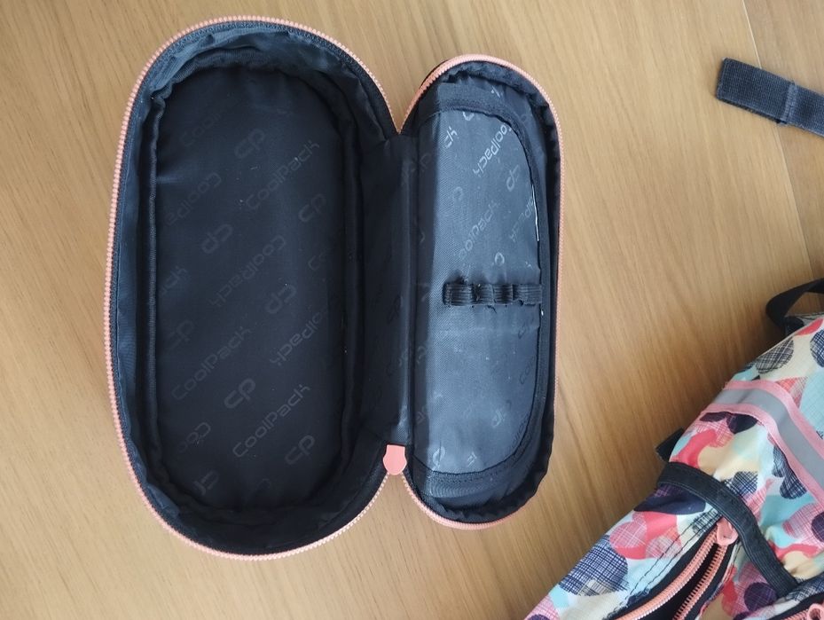 Piórnik coolpack serca