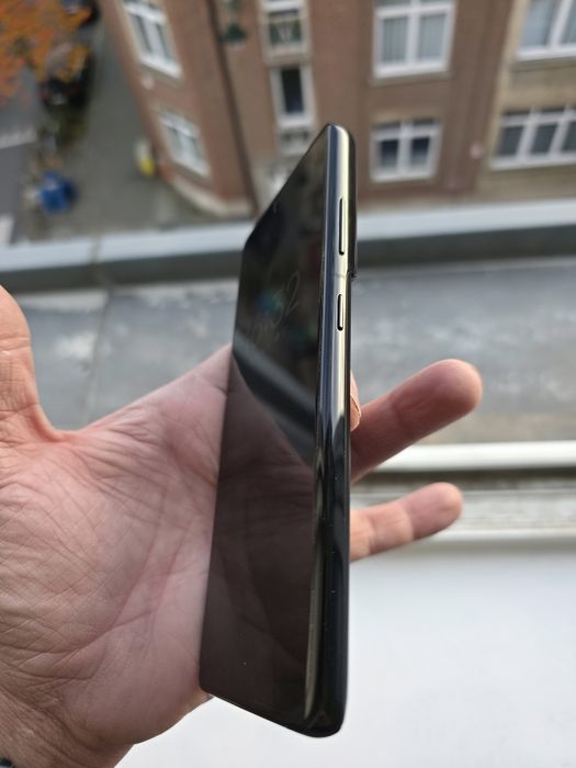 Продам Samsung S21 ultra 12/256 на 2 sim SM-G998B/DS  в дуже гарному с