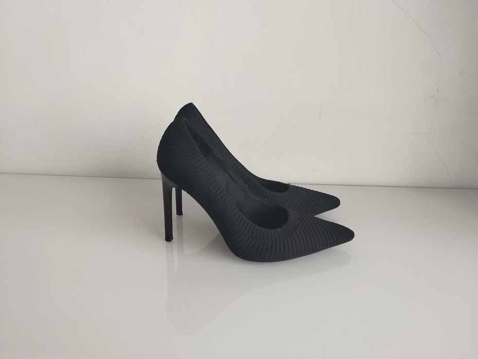 Buty na obcasie Zara 39