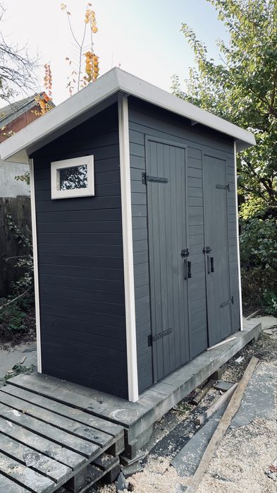 Туалет, душ дачний, вуличний, вироби з дерева