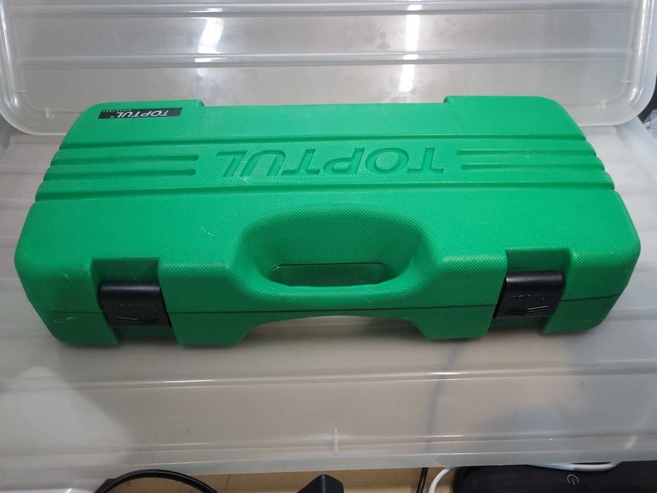 Гайковерт пневматический Toptul (KAAA1640) с комплектом головок .