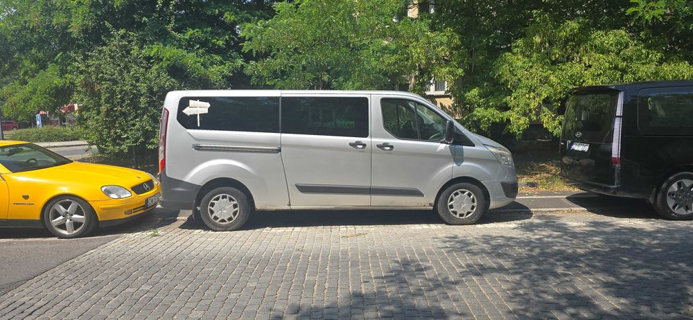 Ford Transit Custom 9 os.