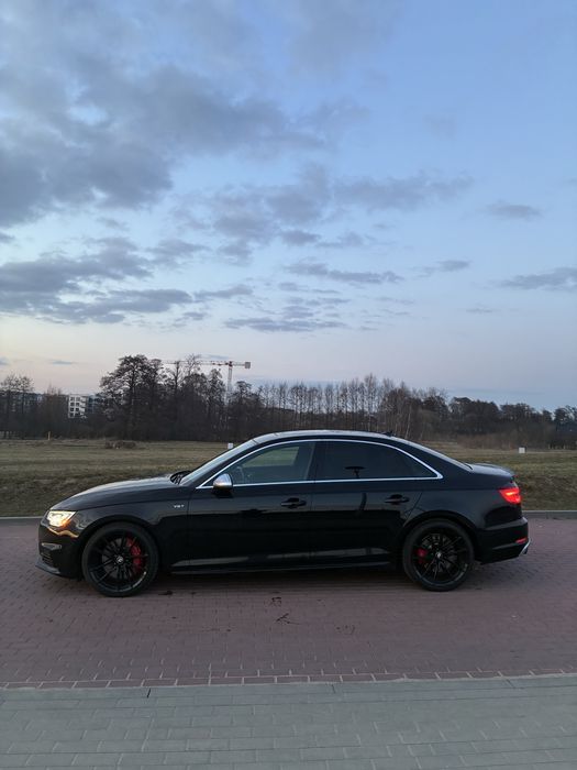 Audi S4B9 2018r 354km