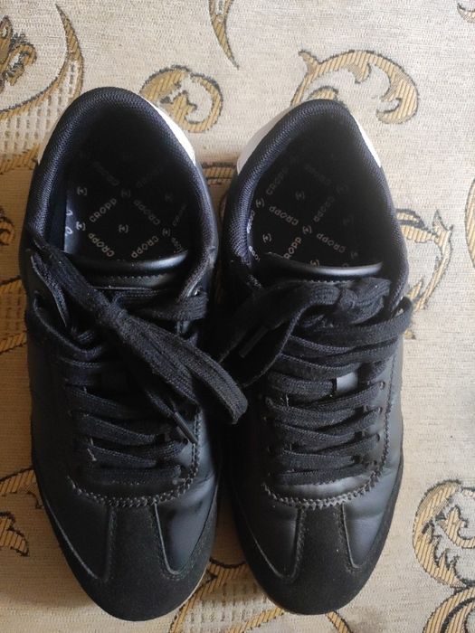 Кросівки жіночі cropp