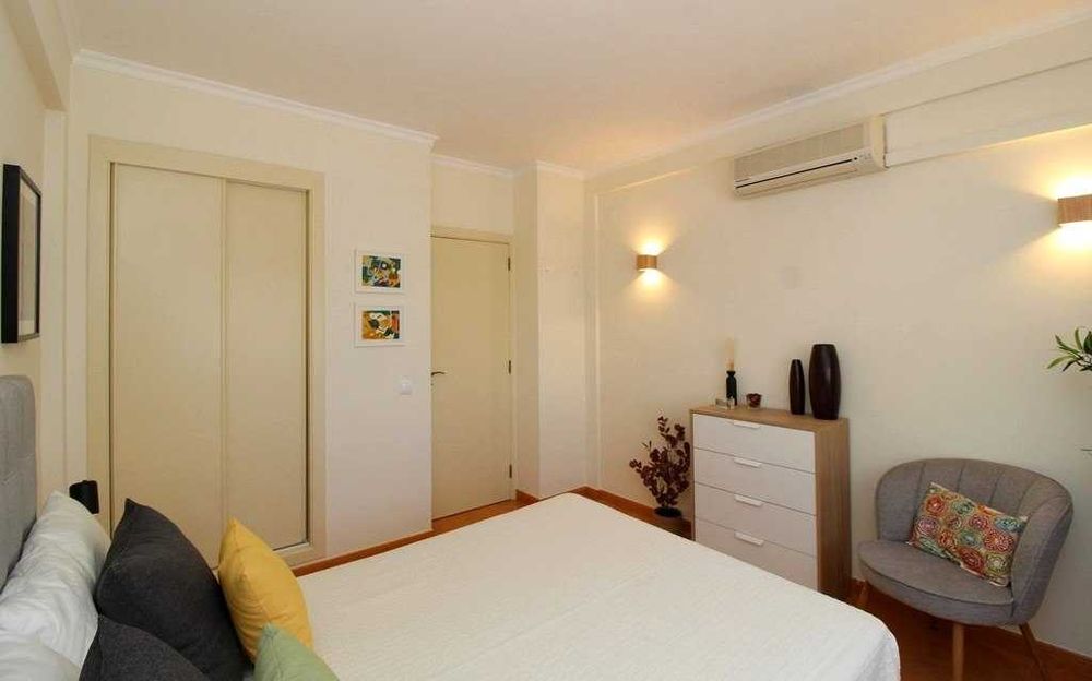 Apartamento T1+1 - até 4 PAX - Urb. Golden Club Cabanas, Algarve