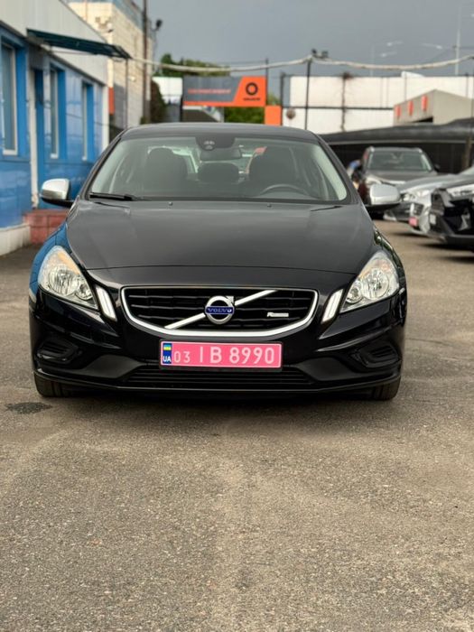 VOLVO S60 II R-DESIGN 2,0 D4 механіка