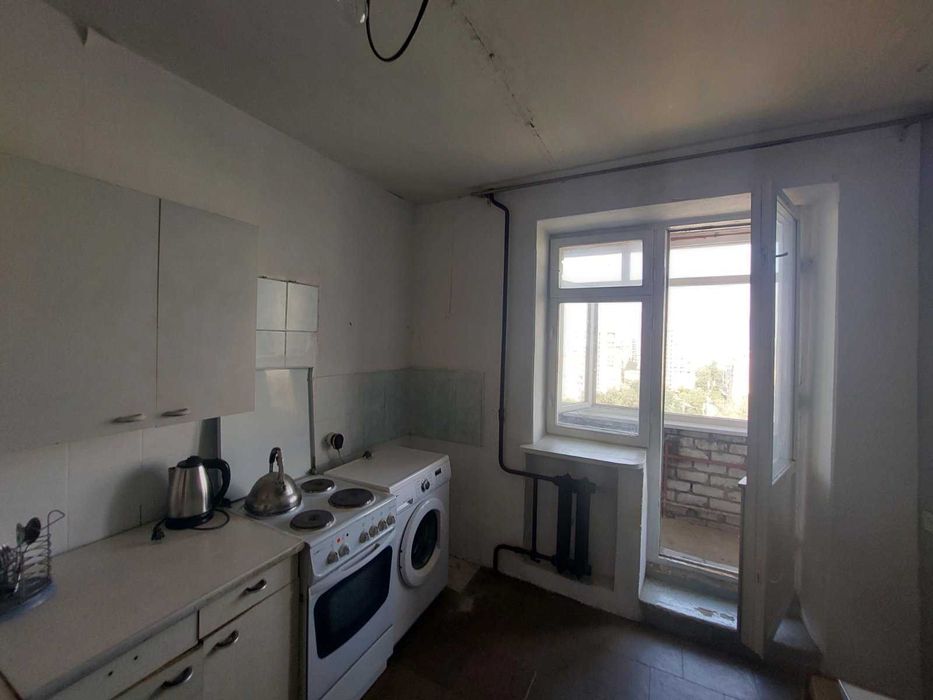 ПРОДАЖ 3-кімн. квартири, р-н «Монтани» (10 мкрн, лівий берег) (Н)