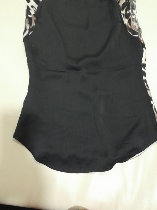 Camisola Guess sem manga