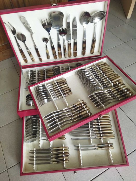 Faqueiro cabo em osso