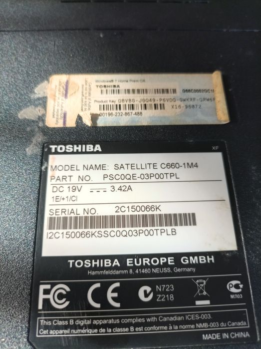 Laptop toshiba satellite c660-1M4