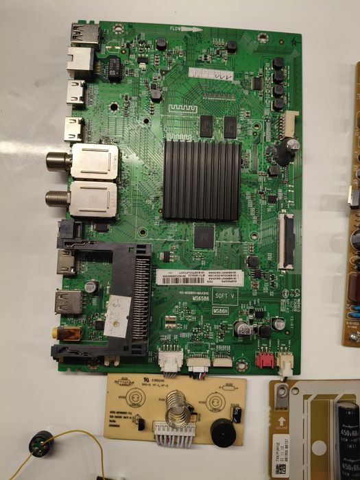 7 płytek elektronicznych