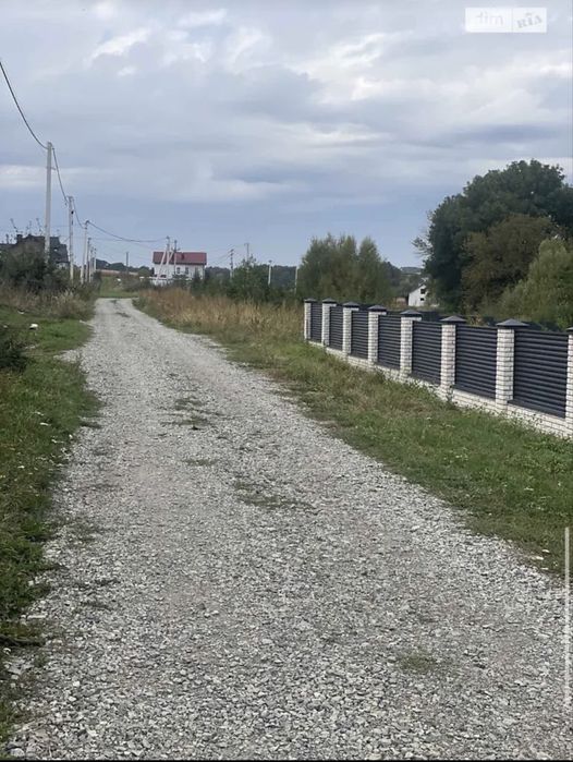 Продаж земельної ділянки під житлову забудову, площа 10 соток
