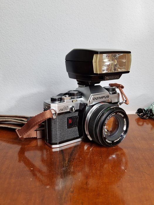 Aparat Analogowy Olympus OM10 Lampa Vintage Retro Klisze Kliszowy + Ob