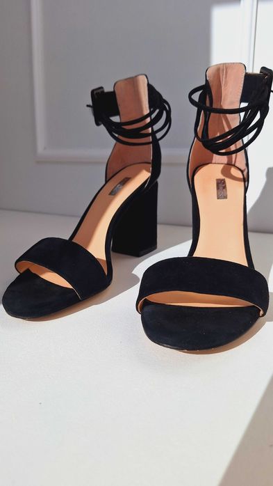 Босоніжки жіночі 39 р